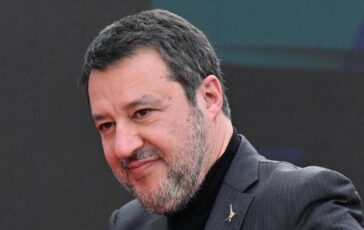 2 Giugno Salvini assente alla parata dei Fori Imperiali. Fonti Al Mit per evitare scioperi 364x230