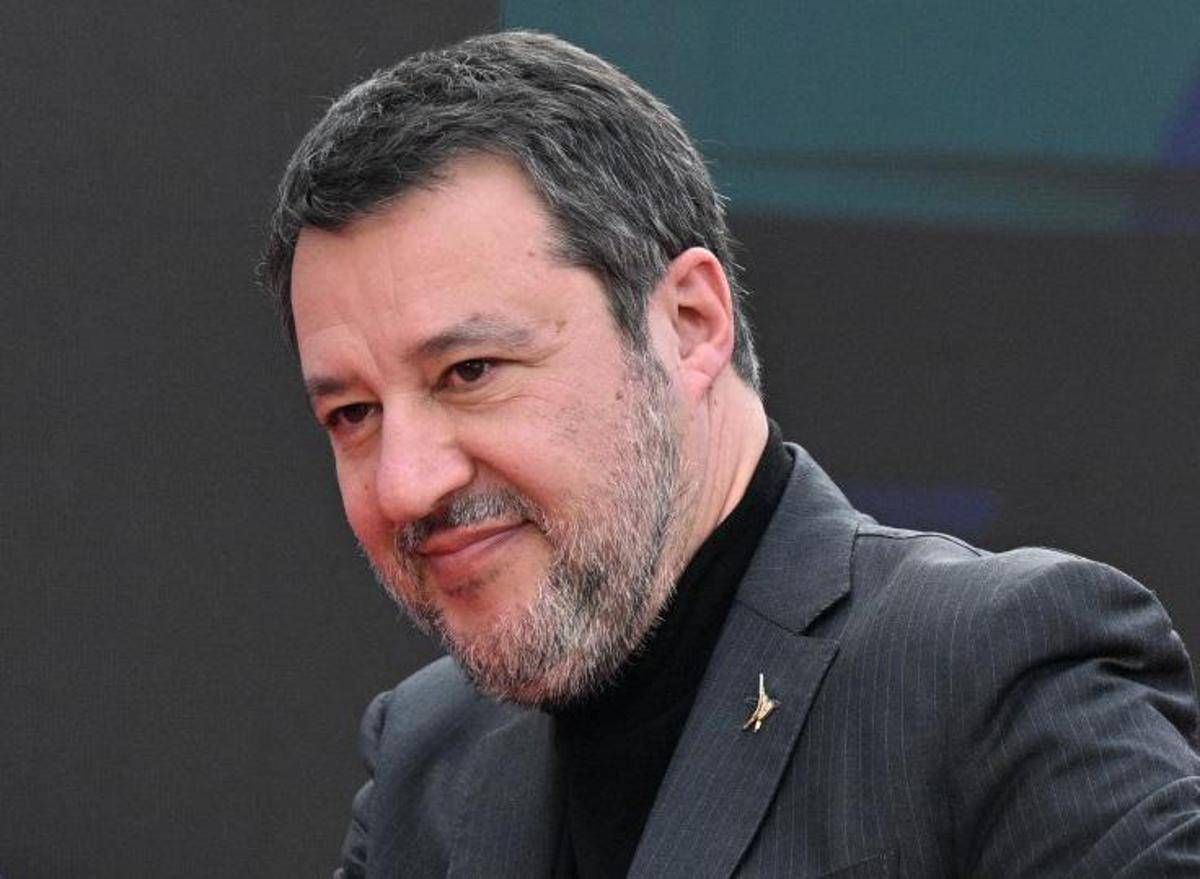2 Giugno, Salvini assente alla parata dei Fori Imperiali. Fonti: "Al Mit per evitare scioperi"