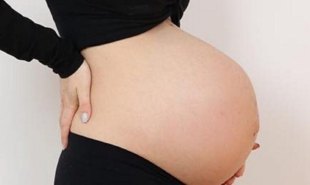 https://static.adhubmedia.com/notizie_it/wp-content/uploads/2026/06/22siamo-immensamente-felici22-la-coppia-nata-in-tv-conferma-aspettano-un-figlio-9619b761.jpg