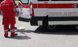 Accoltellato davanti a un bar a Ostia morto 35enne aggressore in fuga 265x160