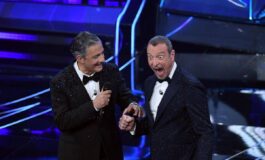 Amadeus da Fiorello Anche se la Rai ha muri enormi io voglio superarli. Sanremo Non si rifiuta mai 265x160