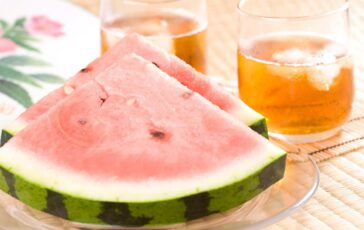 Anguria frutto dellestate istruzioni per luso Anche semi e buccia si possono mangiare 364x230