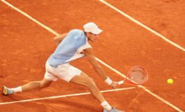 Arnaldi si ritira dal Roland Garros ipotesi virus. Il medico fisiatra Ha portato lorganismo al limite 265x160
