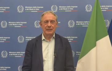 Auto Urso 2026 sia lanno della svolta in Ue per il rilancio della produzione 364x230