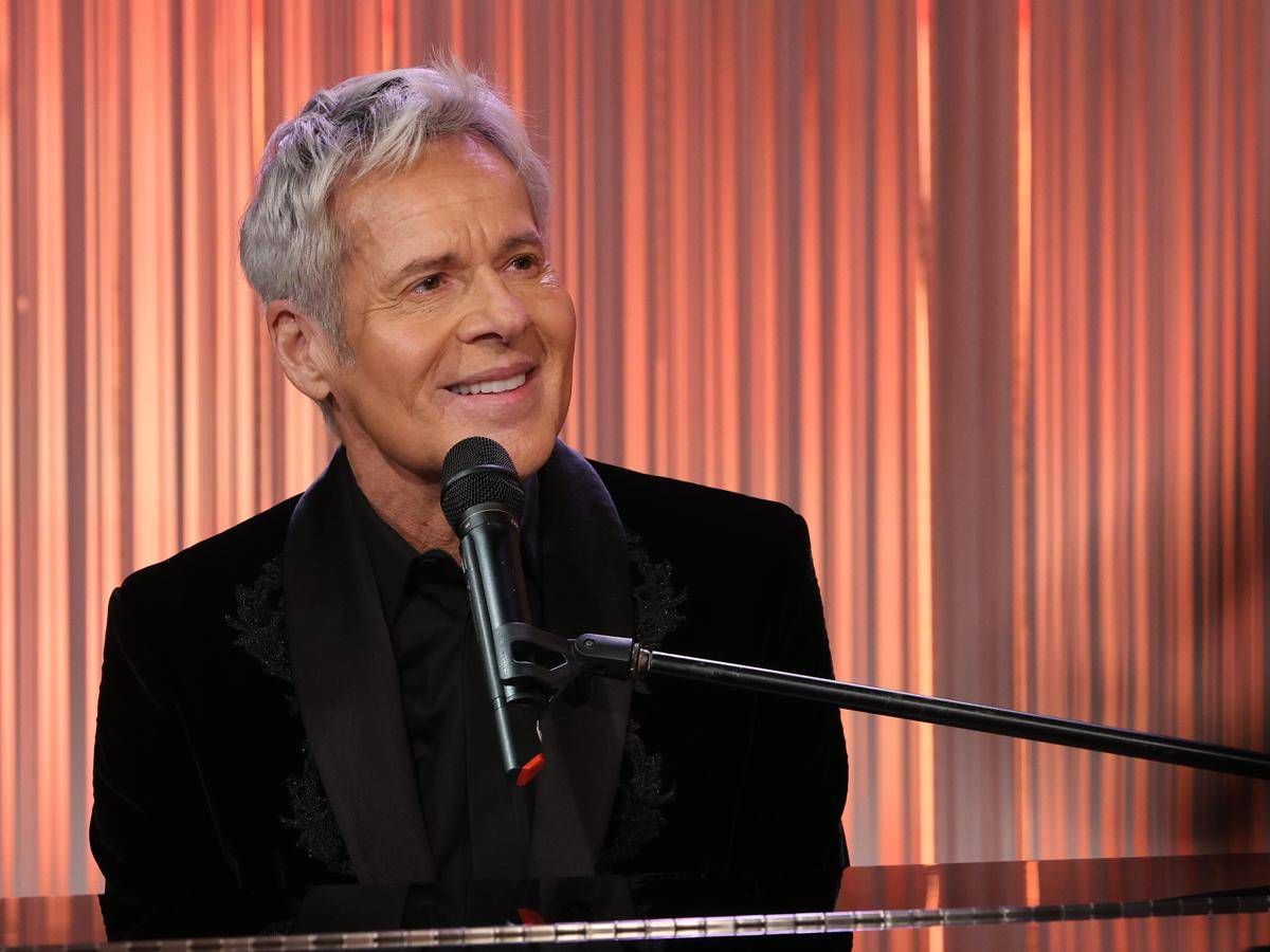 Baglioni e la polmonite interstiziale, lo pneumologo: "Malattia impegnativa che colpisce anche in estate"