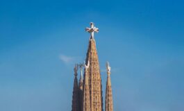 Barcellona 24 tonnellate di adesivo Loctite per completare le torri della Sagrada Familia 265x160