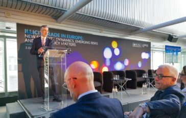 Bird Kpmg Cresce illecito Ue 20 sigarette contraffatte 364x230