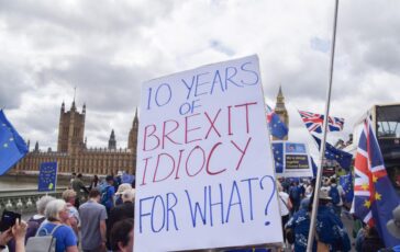 Brexit la notte dello strappo il Leave vince e lUe perde 66 milioni di cittadini 364x230