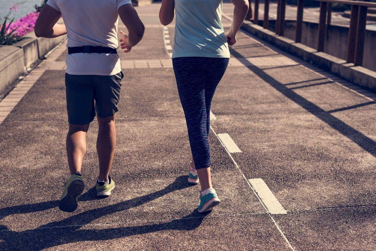 Caldo e rischi per l'attività fisica, l'esperta: "Non esiste fisico immune, occhio ai sintomi neurologici"