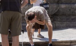 Caldo record anche gli occhi rischiano. Appello oculisti Vanno protetti come la pelle 265x160
