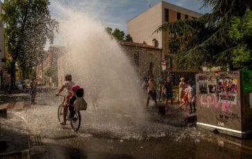 Caldo senza fine Europa a fuoco Germania e Gran Bretagna da record. Parigi vieta lalcol Ospedali in tilt 364x230