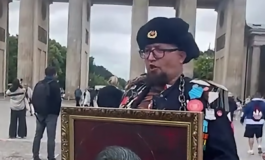 Chi era Semyon Skrepetsky lartista russo ucciso in Polonia disegnava caricature di Putin 265x160