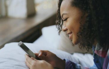 Comscore utenti online in assestamento ad aprile ma 10 sul 2025. Bene News Mediaset 364x230