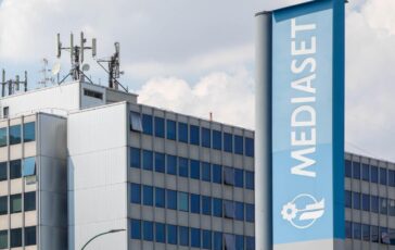 Da Passaparola a Ok il prezzo e giusto Mediaset al lavoro su nuovo palinsesto 364x230