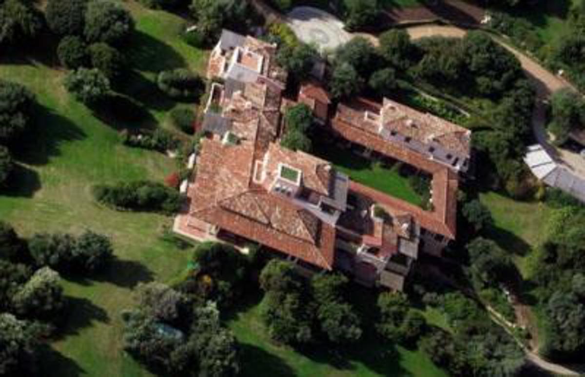 Da Villa Certosa di Berlusconi alle torri per ultra-rich: lo shopping del Qatar in Italia