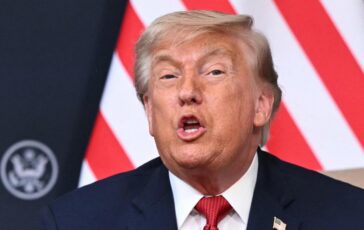 Dal Papa a Meloni tutti gli attacchi di Trump ai leader i precedenti 364x230