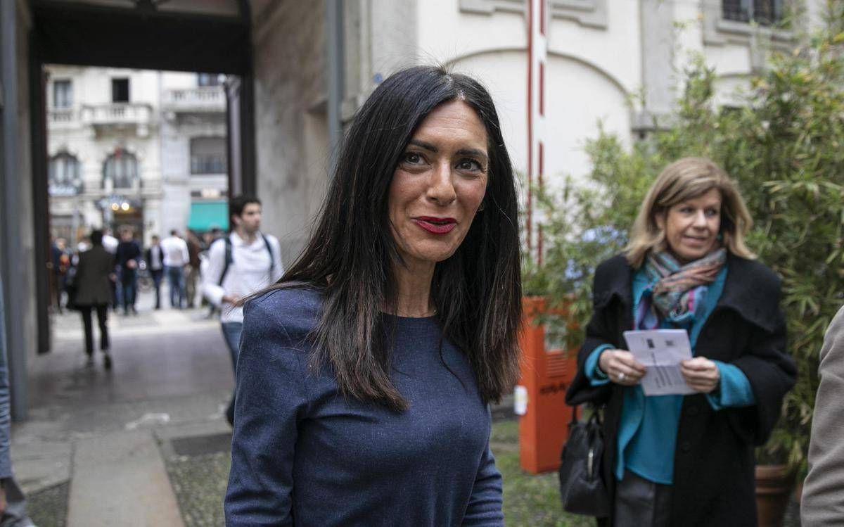 Dal 'mito' De Mita alla segreteria di Veltroni fino all'Europa, chi è Pina Picierno