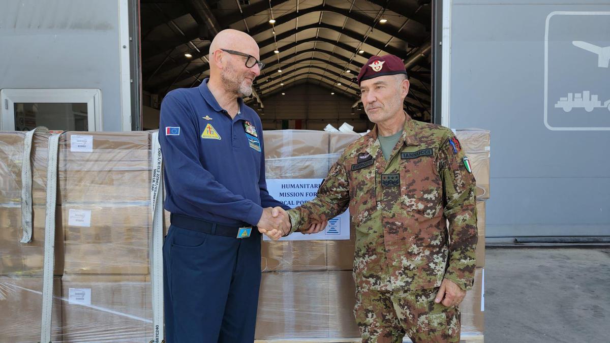 Dall’Italia al Libano, 55 pallet di farmaci per le fasce più fragili