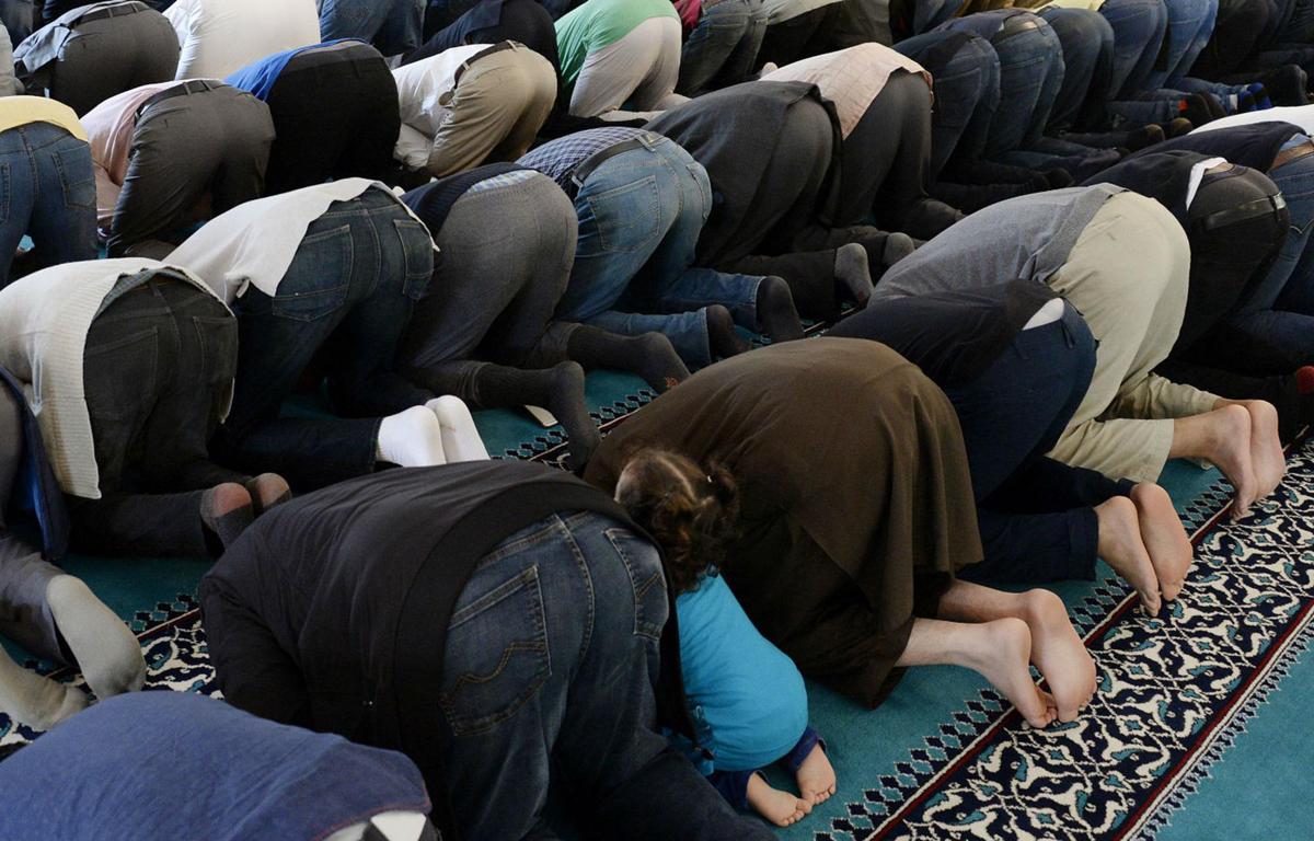 Danimarca vuole bandire la convocazione alla preghiera dei musulmani: "Sembra Islamabad"