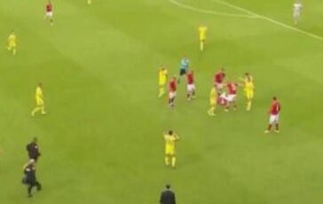 Eriksen nuovo malore e paura in amichevole collassa a terra 364x230