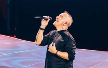 Eros Ramazzotti conquista San Siro con Giorgia Max Pezzali e Elisa 364x230