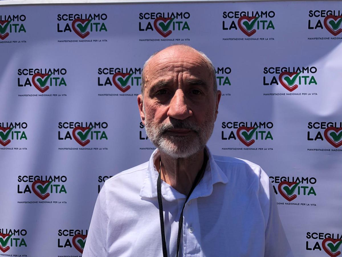 Gandolfini: "Vogliamo fermare legge su suicidio assistito"