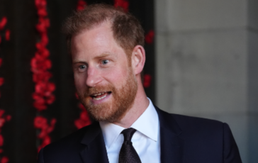 Harry presto in Inghilterra domani incontro tra Carlo e William per decidere lapproccio 364x230