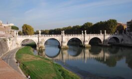 Il caldo infuoca Roma bagno nel Tevere come nella Senna Ecco cosa dicono i medici 265x160