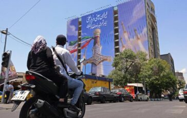 Iran Trump Abbiamo messo fine alla guerra. Axios Accordo potrebbe essere firmato a Ginevra. Ecco cosa ce nel memorandum di intesa 364x230