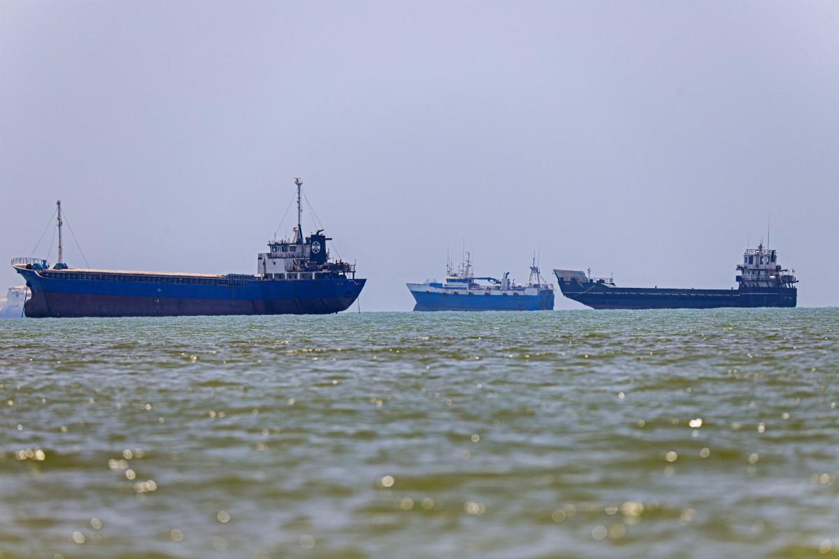 Iran, Trump accusa Teheran: "Droni contro le navi nello Stretto di Hormuz"