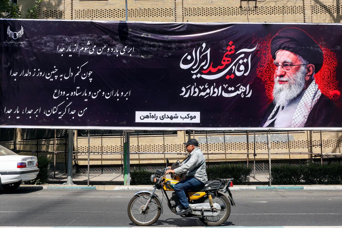 Iran, media: domani colloqui indiretti con Usa su Hormuz