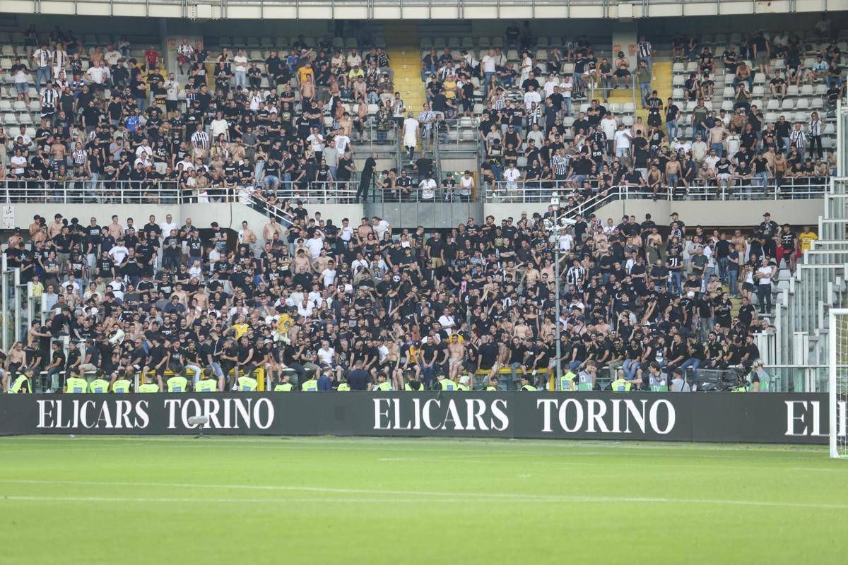 Juventus-Torino, vietate le trasferte fino al 3 novembre: la decisione del Viminale