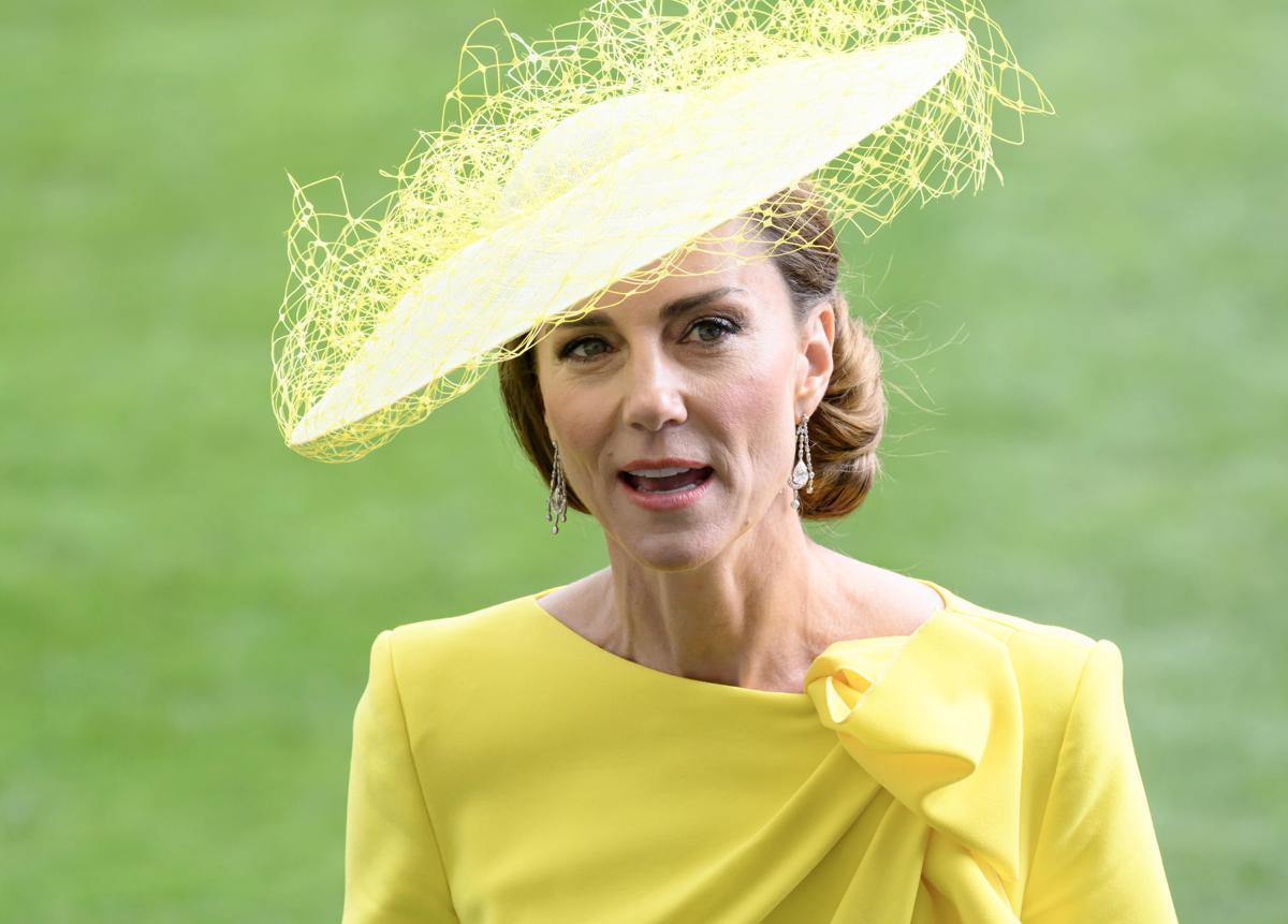 Kate Middleton scala le vette britanniche più alte, l'impresa per la lotta contro il cancro