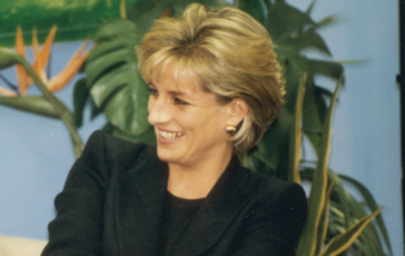 Lady Diana adolescente aveva una cotta per Andrea gli spediva biglietti a San Valentino 364x230