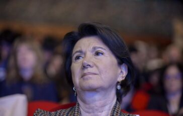 Marito della ministra Roccella disperso nel lago di Vico in corso le ricerche 364x230