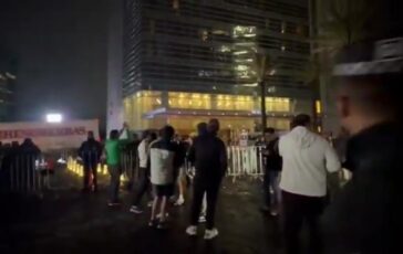 Messico i tifosi assediano lhotel dellEcuador caos per tutta la notte poster 364x230