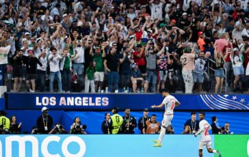 Mondiali Iran segna e Mohebi fa segno della pistola ai tifosi polemiche a Los Angeles 364x230