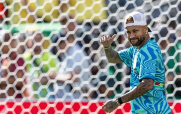 mondiali neymar torna ad allenarsi tra gli applausi 2