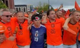 Mondiali tifoso del Giappone superstar. nella festa dellOlanda 265x160