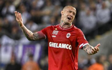 nainggolan ancora nei guai guida senza patente passa con il rosso e sfiora una pattuglia della polizia 2