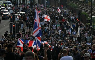 Non respiro polizia non crede a 18enne accoltellato a morte caso scuote la politica proteste in Gb 364x230