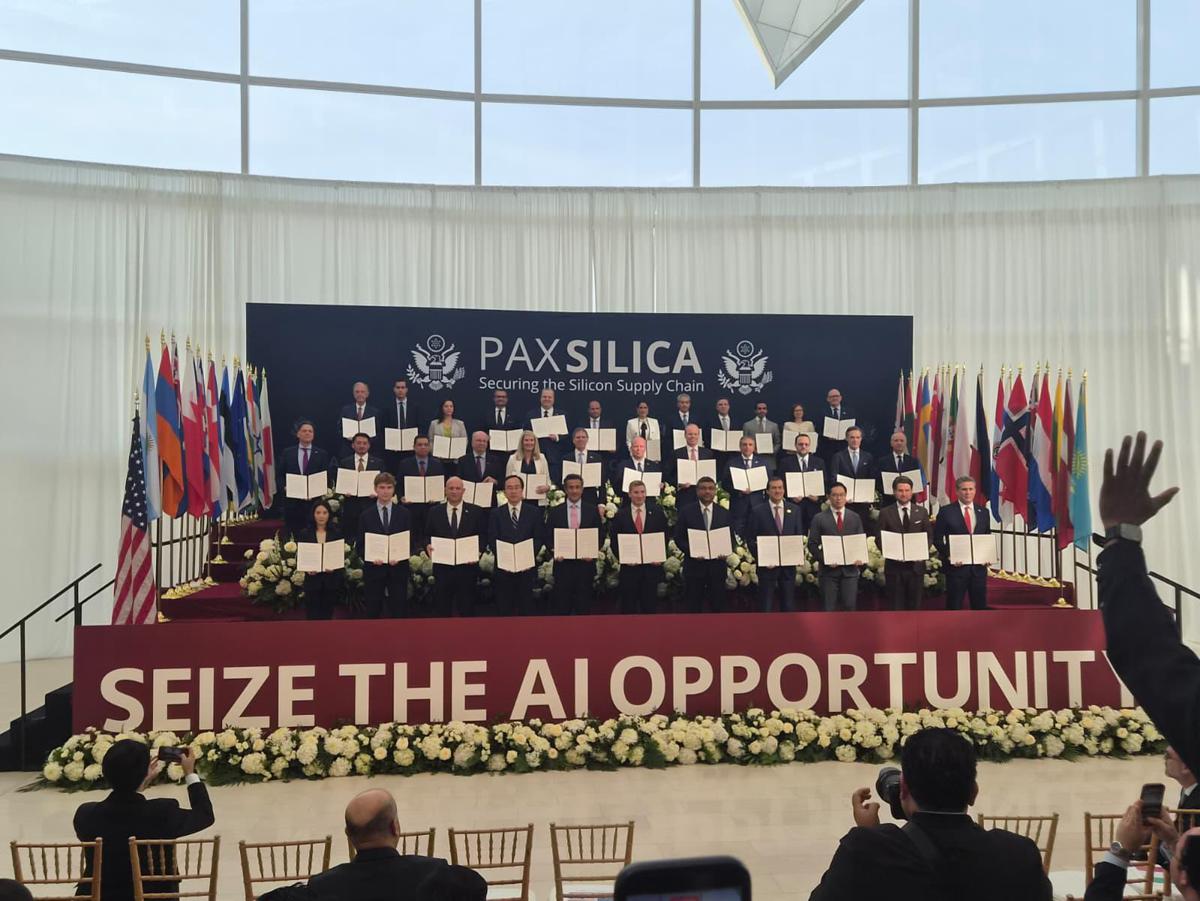 Pax Silica riavvicina Italia a Casa Bianca, verso firma intesa su Ia e semiconduttori nelle prossime settimane