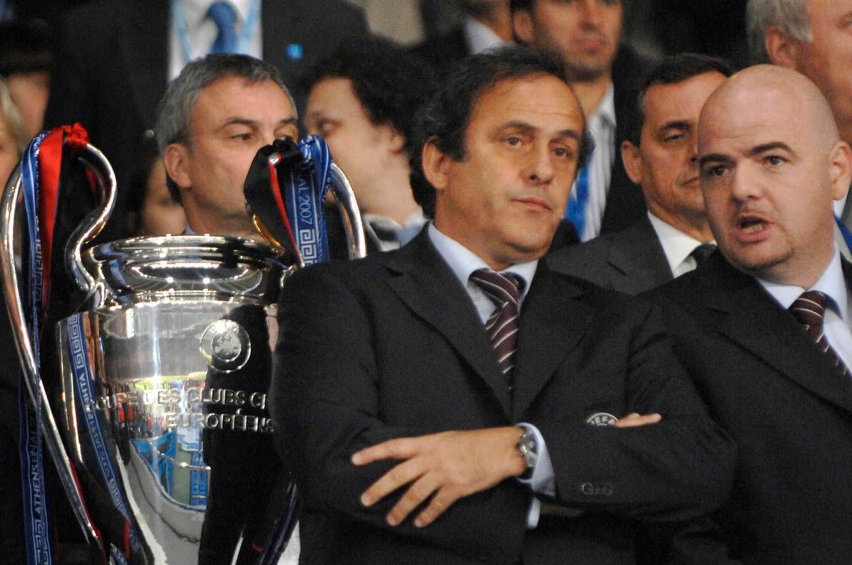 Platini denuncia presidente Fifa Infantino per calunnia e traffico di influenze: cos'è successo