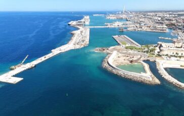 Porti da oggi attiva apertura a Sud del porto di Civitavecchia 364x230