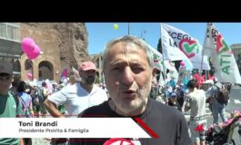 Pro Vita Famiglia Brandi ‘Un figlio non toglie il futuro un figlio e il futuro 265x160