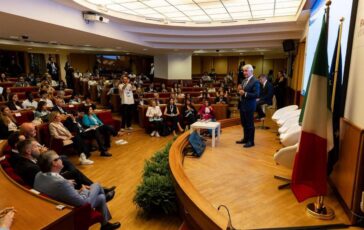 Progetto Rete per orientamento e formazione Abodi ‘quasi 100mila giovani coinvolti 364x230