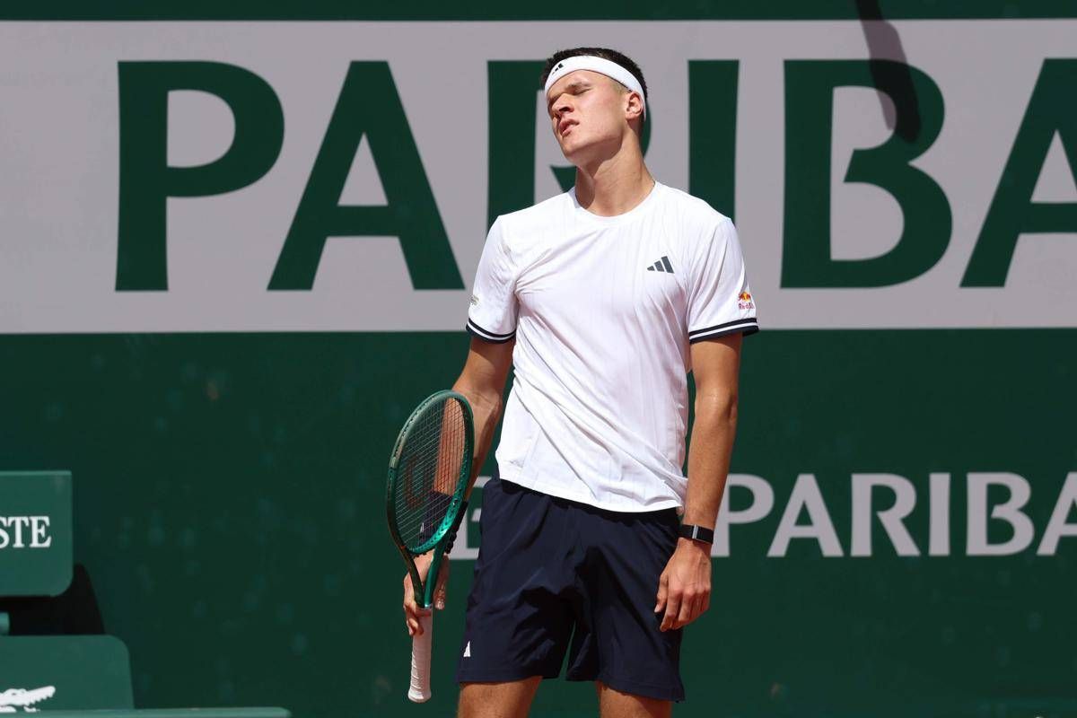Roland Garros, piove su Parigi e Mensik viene 'cacciato' da allenamento