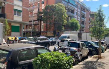 Roma allarme dei negozianti di Vigna Clara Tra black point e cantieri rischiamo il colpo di grazia 364x230
