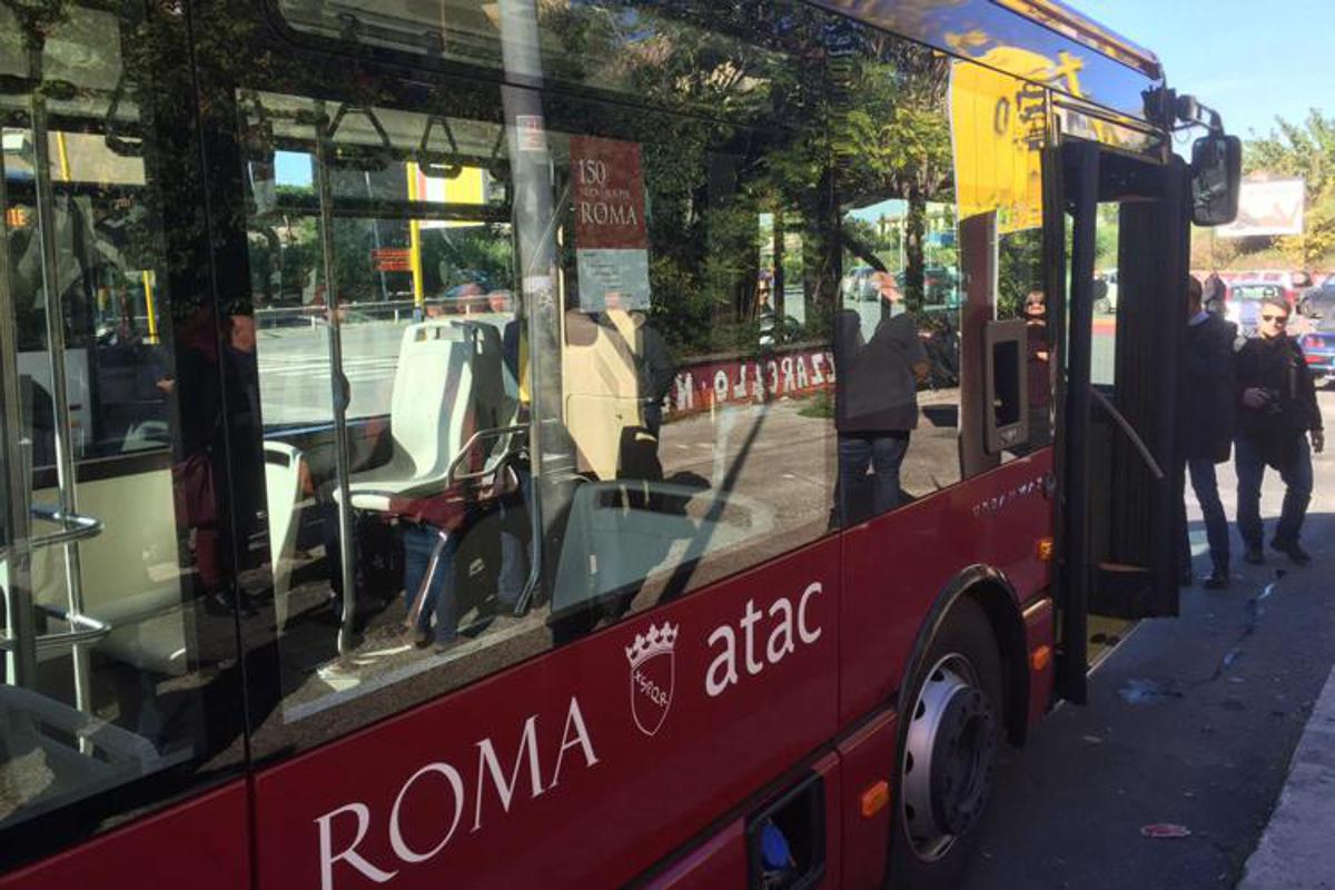 Roma, autista Atac aggredito da un passeggero