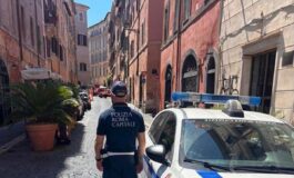 Roma esplosione in casa in centro storico un ferito 265x160